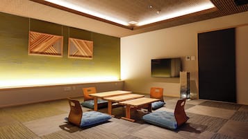 Luxury Suite, Lake View