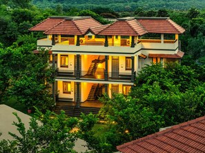 Mountain View Elegant Suite with Sitout | Exterior