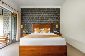 Mountain View Elegant Suite with Sitout | Free WiFi