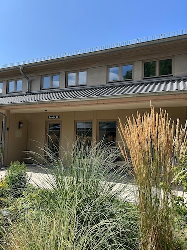 Landhaus Jarnitz-
Großzügiges Ferienhaus auf Rügen – ideal für Familienurlaub