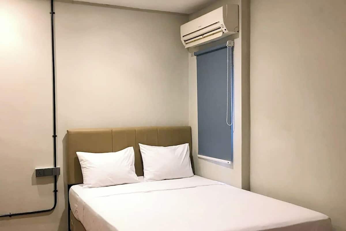 Habitación Deluxe, 1 cama Queen size | Escritorio y wifi gratis