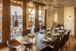 تناول الطعام