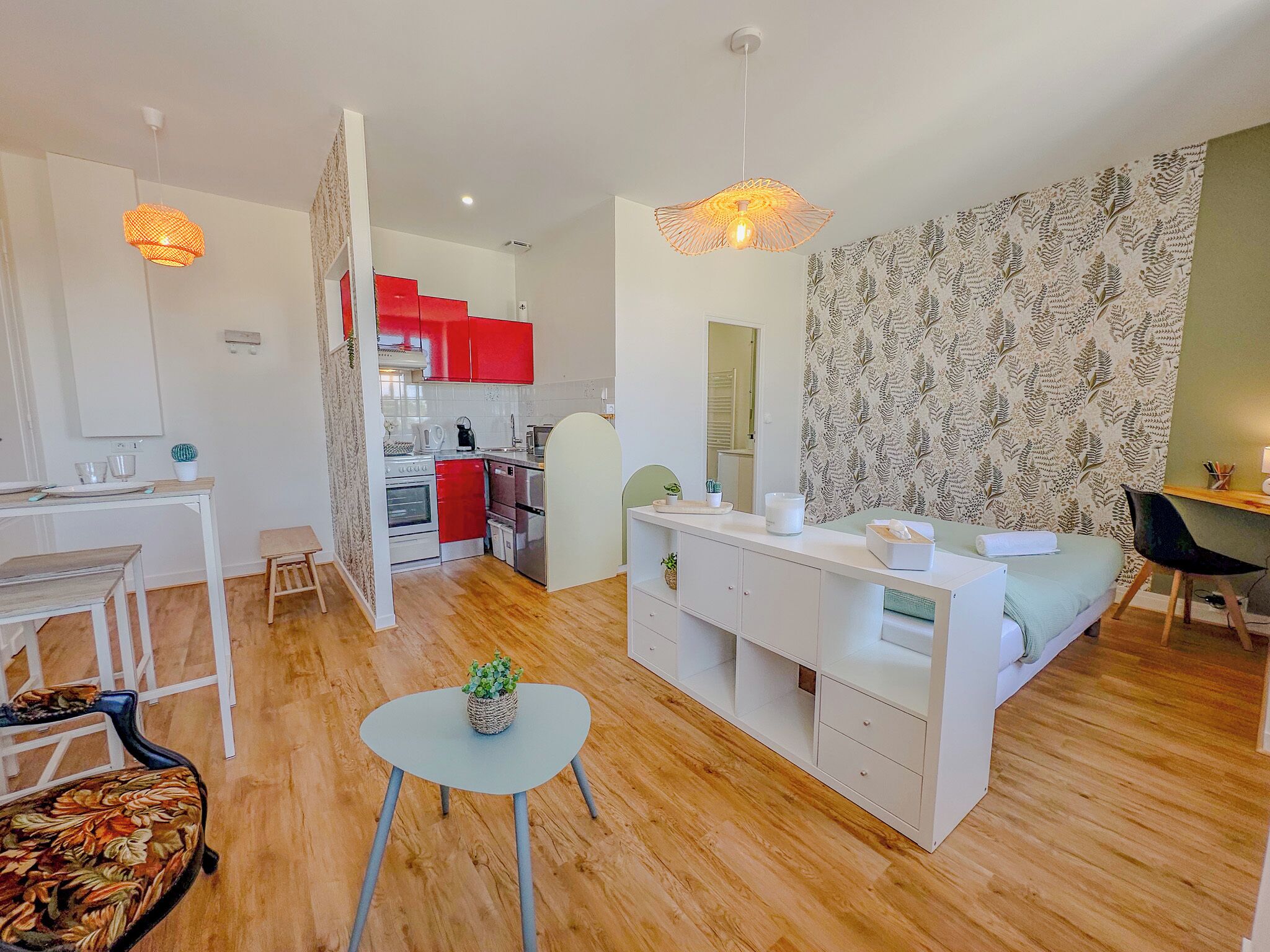 1 slaapkamer, een bureau, reisbedje, gratis wifi