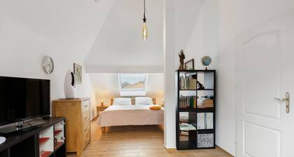 Apartment 'Potsdam' with Shared Garden and Wi-Fi
