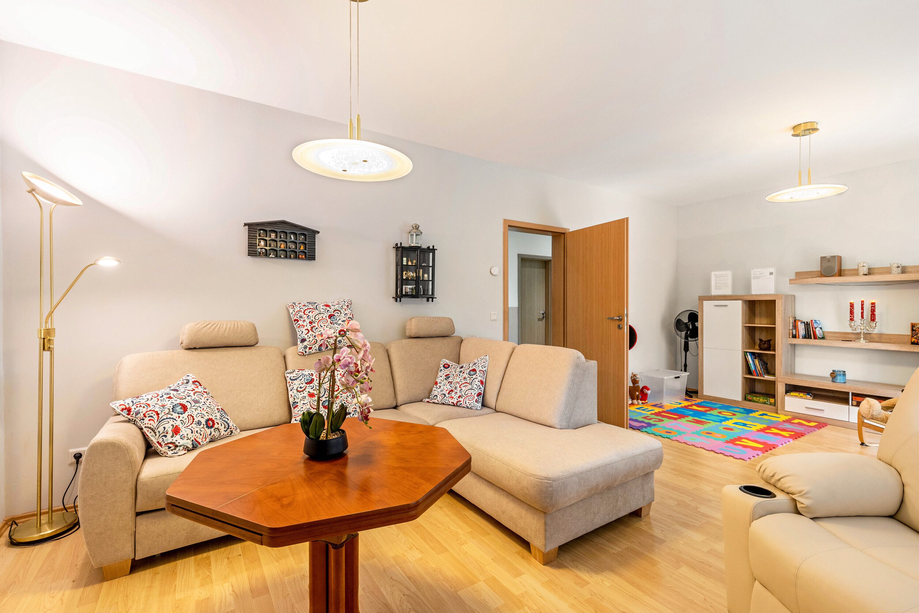 Fernseher, Stereoanlage