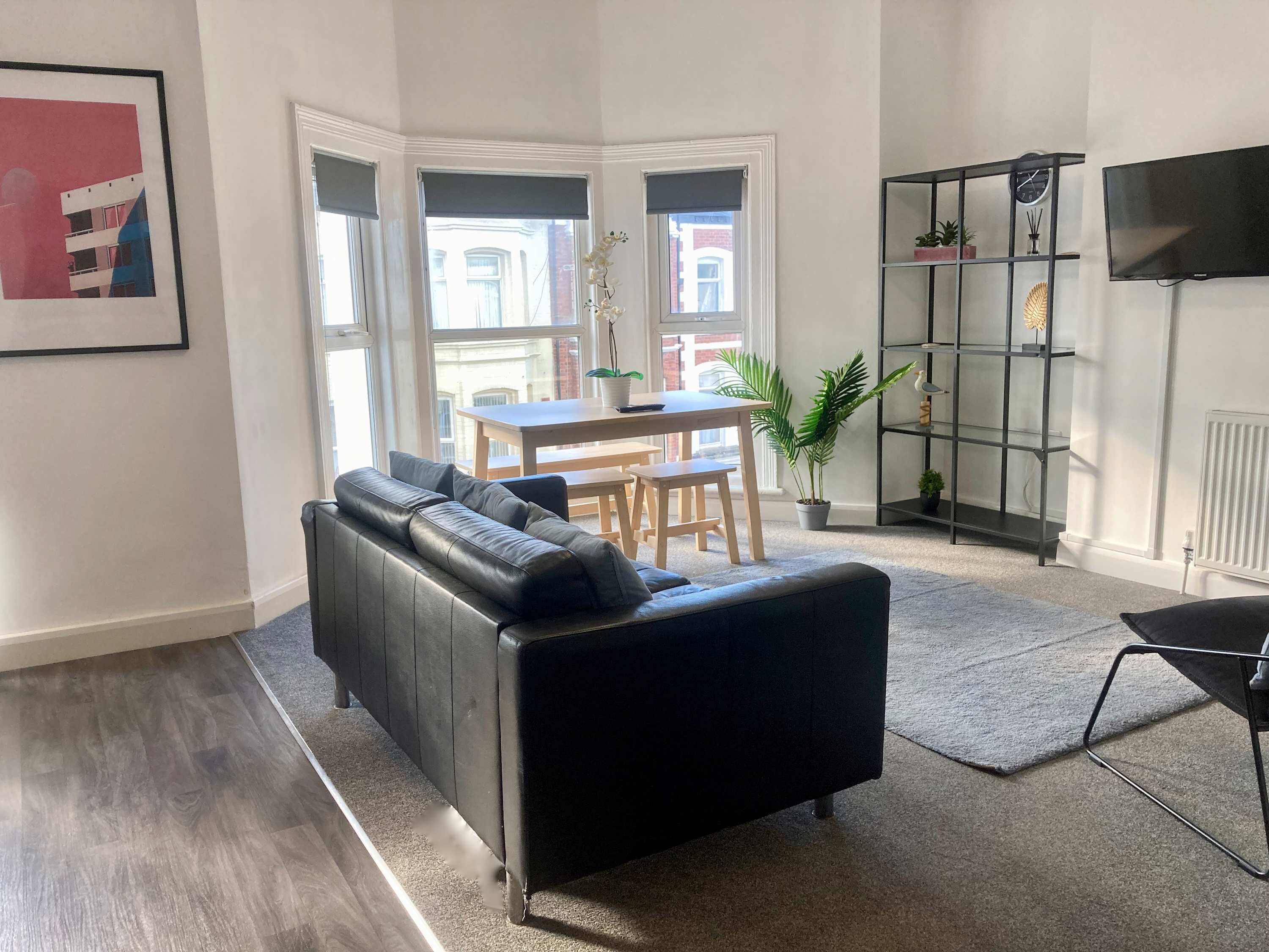 تلفزيون، مكتب