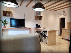 Appartement supérieur | Accès au Wi-Fi (inclus)