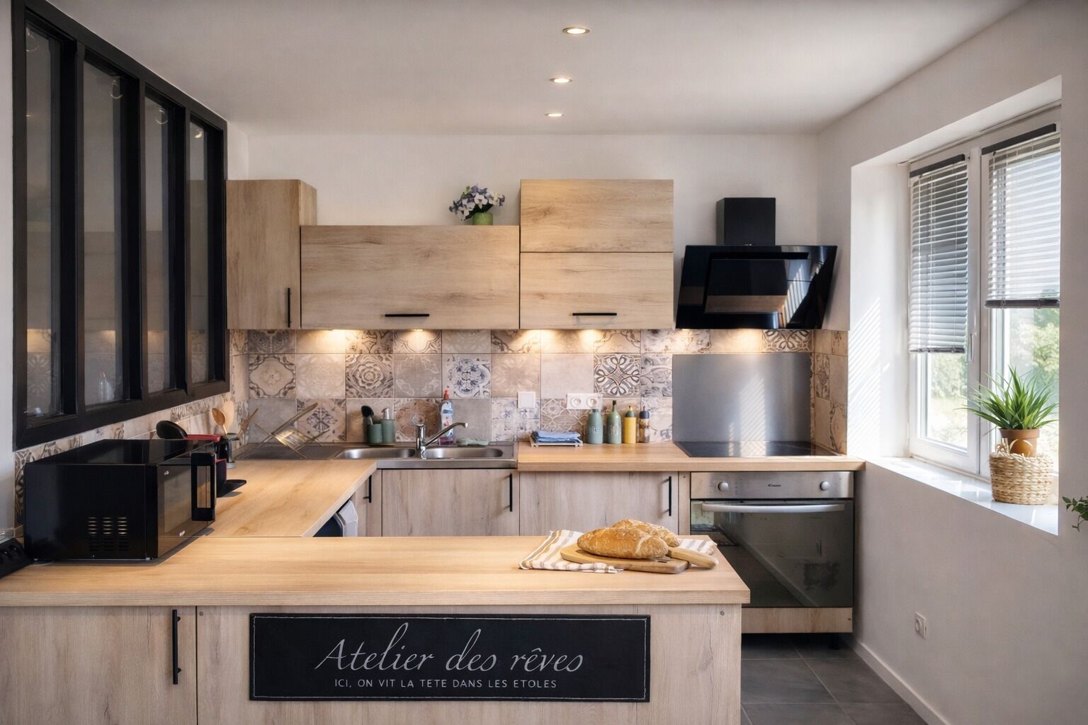 Comfort Apartment, 2 Bedrooms | Private kitchen | Shared fridge, microwave