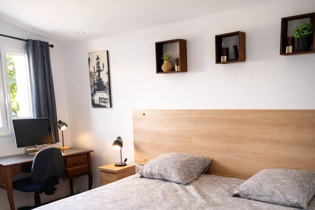 Comfort Room | Free WiFi