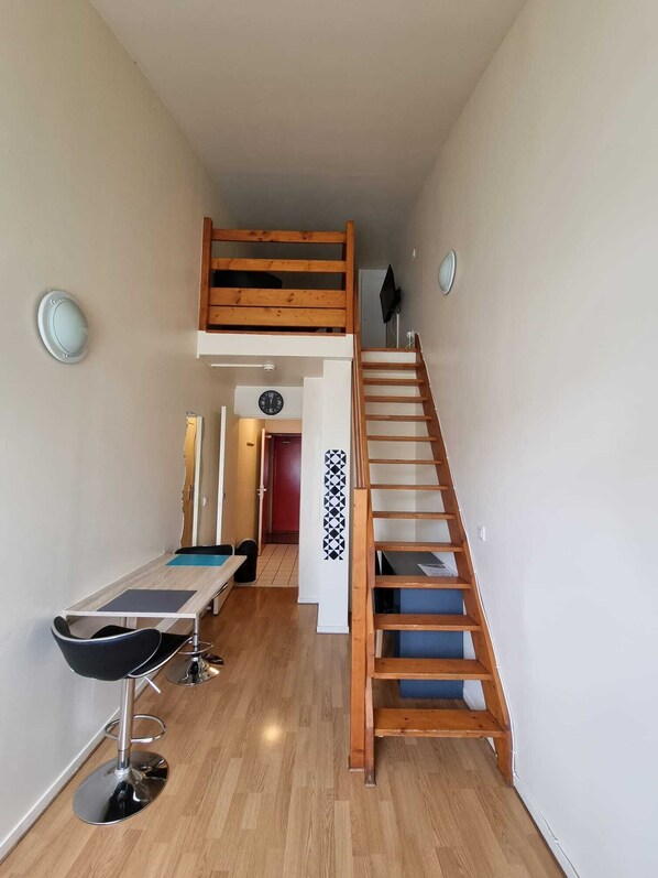 Studio Suite | Living area - Résidence hôtelière ERASMUS (Malakoff)