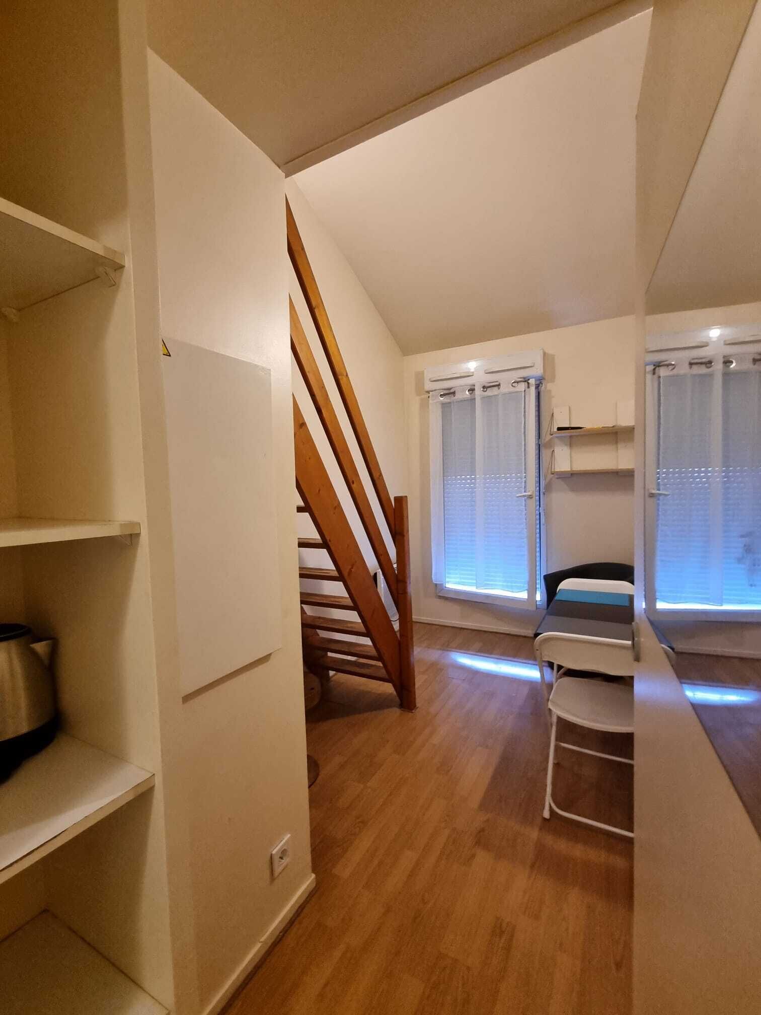 Studio Suite | Living area