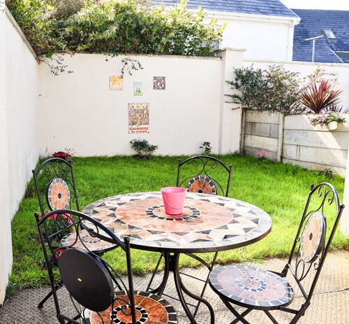 Skellig Fuchsia Lodge Ballinskelligs