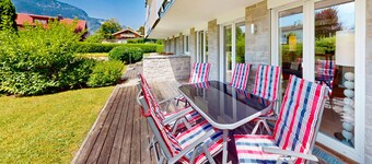 Garden Lodge – spacious holiday apartment with garden in Garmisch-Partenkirchen
