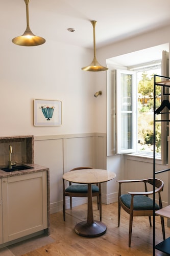 Passeio Sintra Collection