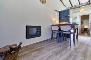 Casa familiar | Cuina privada | Frigorífic, microones, placa de cuina i rentaplats 