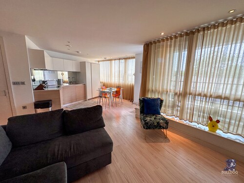 2 bedroom 2 bathroom & balcony - Gunwharf Quays