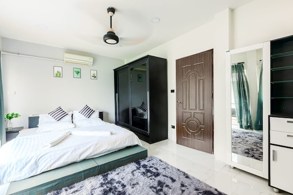 1 bedroom, iron/ironing board, free WiFi, bed sheets