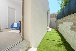 1 bedroom, iron/ironing board, WiFi