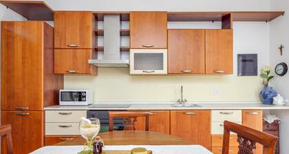 Welcoming house with AC in charming Telti