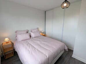 1 bedroom, free WiFi, bed sheets