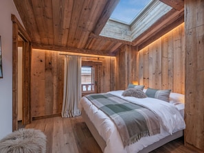 5 bedrooms, free WiFi, bed sheets - Stunning chalet in Chamonix with jacuzzi and sauna (Chamonix-Mont-Blanc)