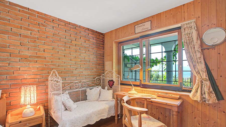 Honeymoon Love Retreat 1