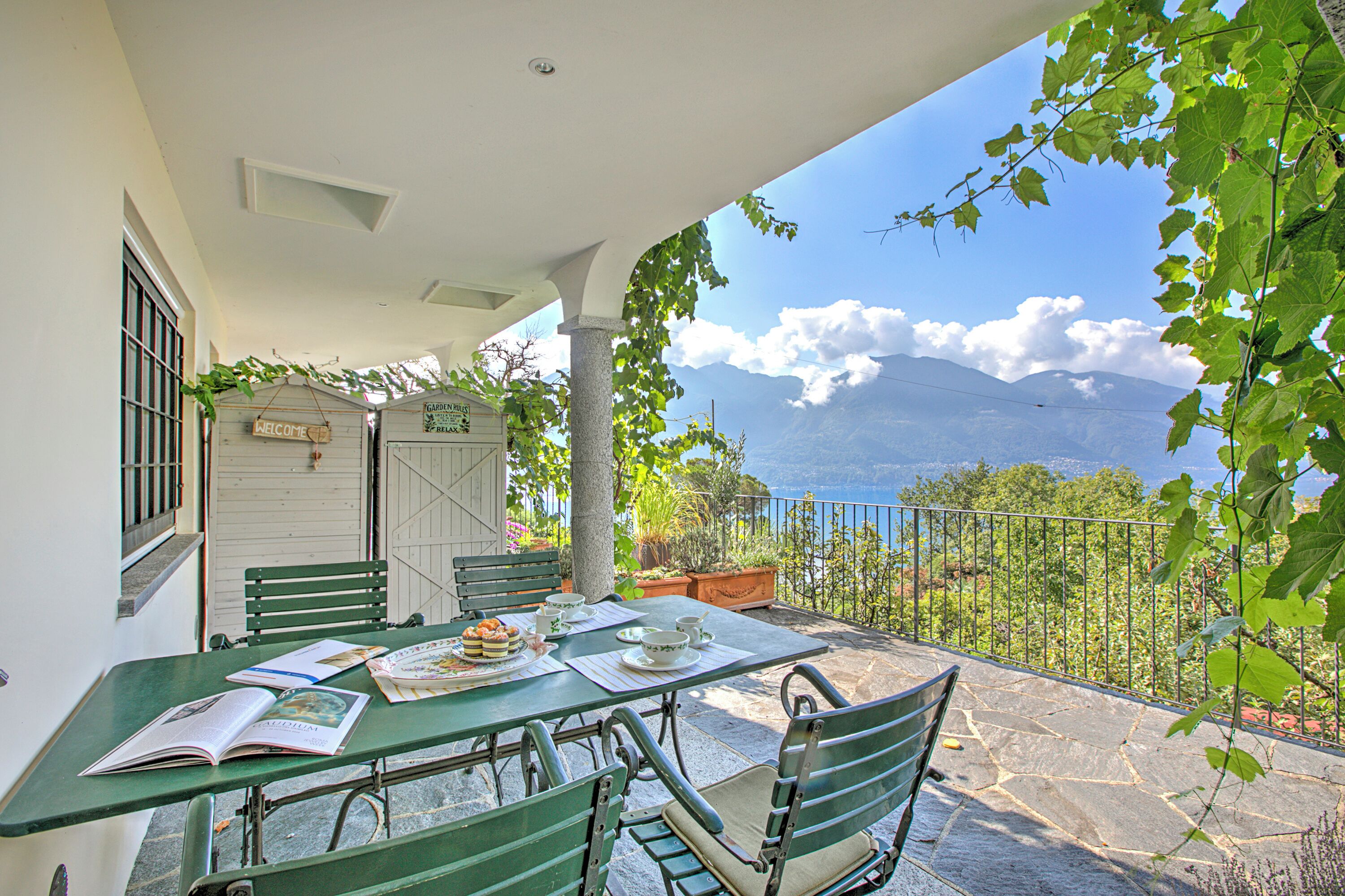 Appartement Lune de Miel, plusieurs chambres, côté montagne (Locarno Area: Quiet Lake view escape) | Restauration extérieure