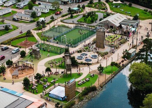 Lodge - Sleeps up to 6, pet Friendly & bbq Allowed