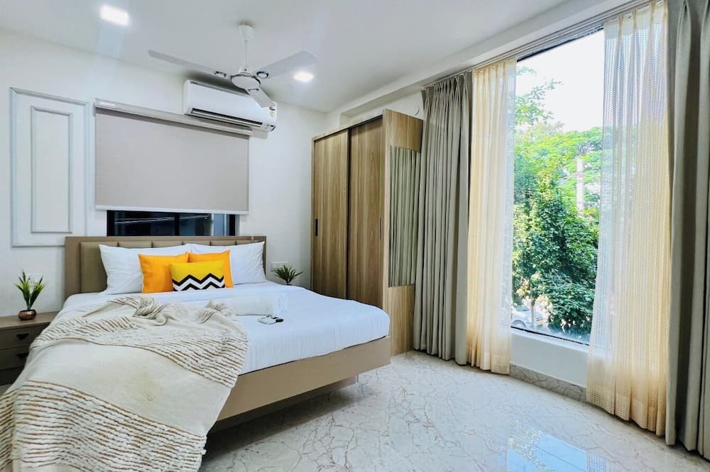Luxury hotel near kondapur