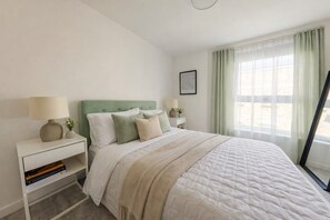 2 bedrooms, iron/ironing board, travel cot, free WiFi