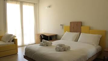 Superior Triple Room | In-room safe, blackout drapes, free WiFi
