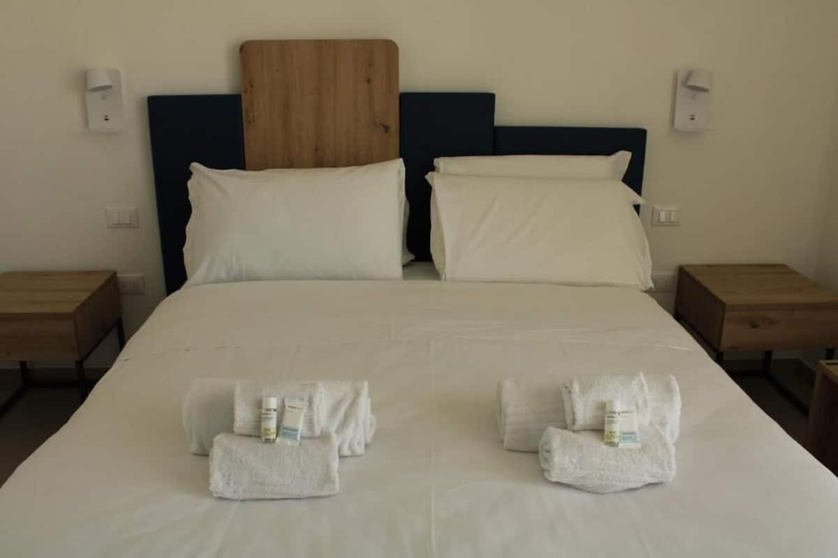 Superior Double Room | In-room safe, blackout drapes, free WiFi