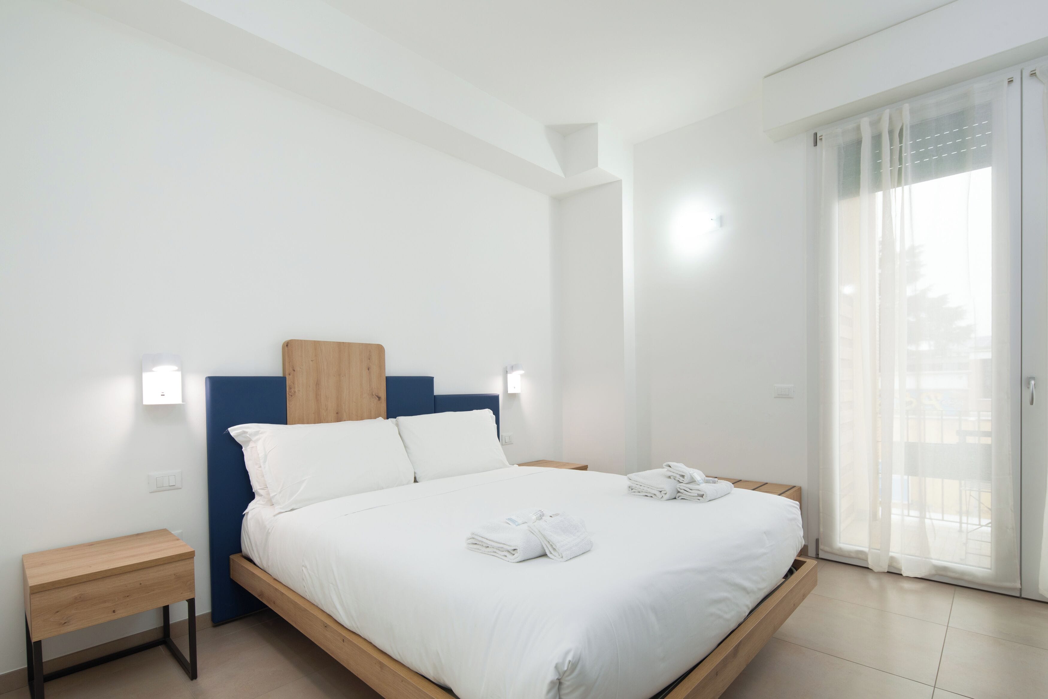 Superior Double Room, Balcony | In-room safe, blackout drapes, free WiFi