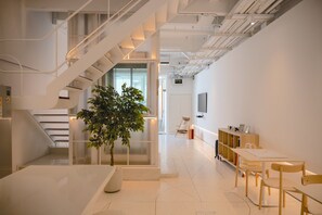 Interior - Vaeh Viean Silom (Bangkok)