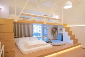 Quadruple Room with Private Bathroom 40m (B2) | In-room safe, blackout drapes, free WiFi