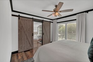 4 bedrooms, free WiFi