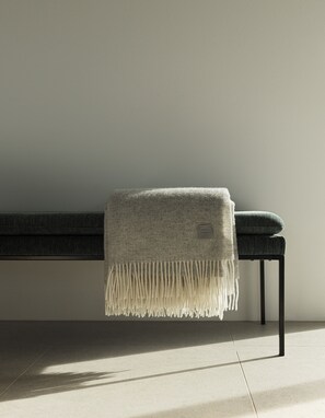 Villa, River View | Living area | 65-inch Smart TV with digital channels, MP3 dock, streaming services - Heiðin Homes (Akureyri)