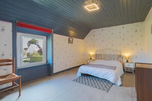 3 chambres, fer et planche à repasser, Wi-Fi