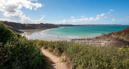 Holiday Home 'Yvonne' with Private Garden and Wi-Fi