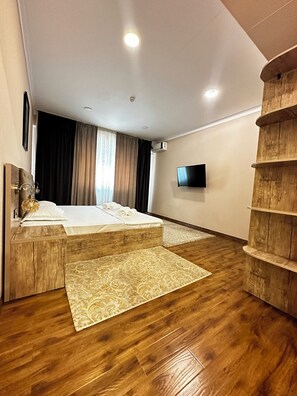 3 chambres, fer et planche à repasser, accès Internet