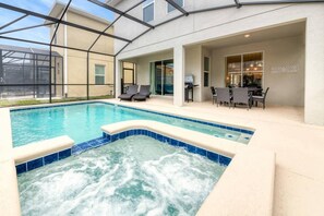 House | 6 bedrooms