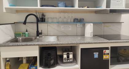 Private Guest Studio with Ensuite for Long Short Stay