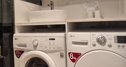 Private Guest Studio with Ensuite for Long Short Stay