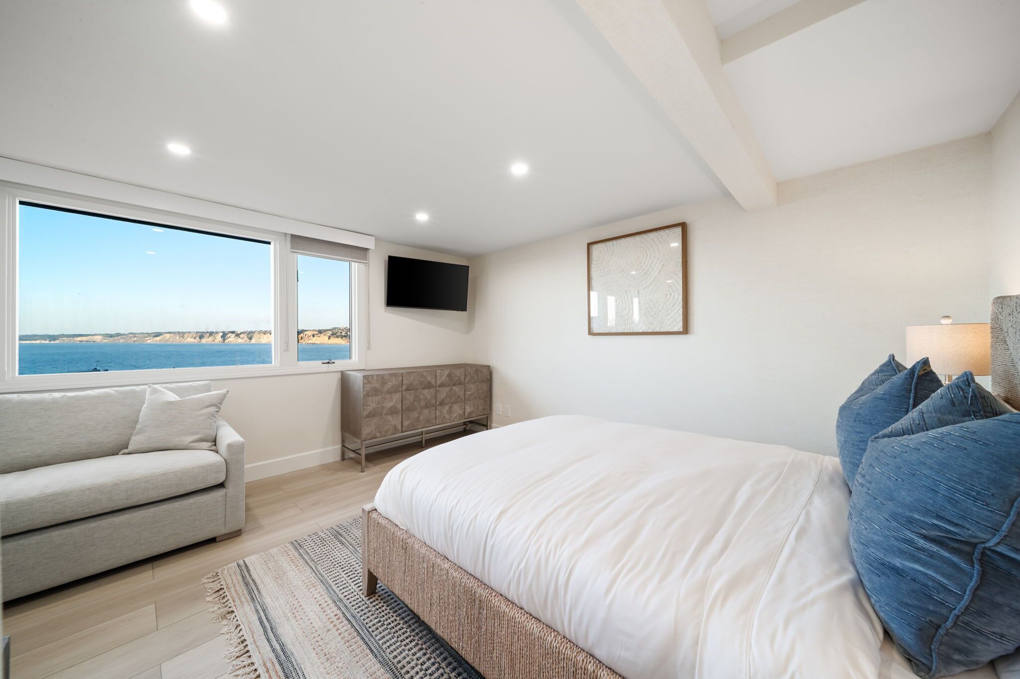 1 bedroom, iron/ironing board, travel cot, WiFi