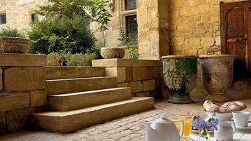 Restauration extérieure