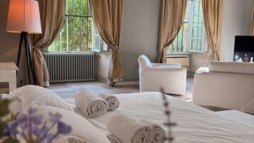 6 chambres, fer et planche Ă  repasser, Wi-Fi gratuit, draps fournis