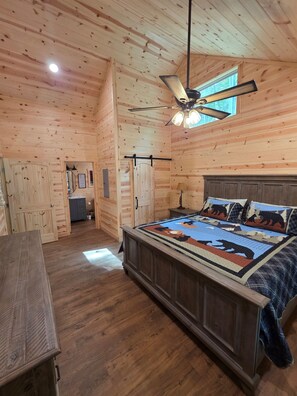 2 bedrooms, iron/ironing board, travel cot, WiFi
