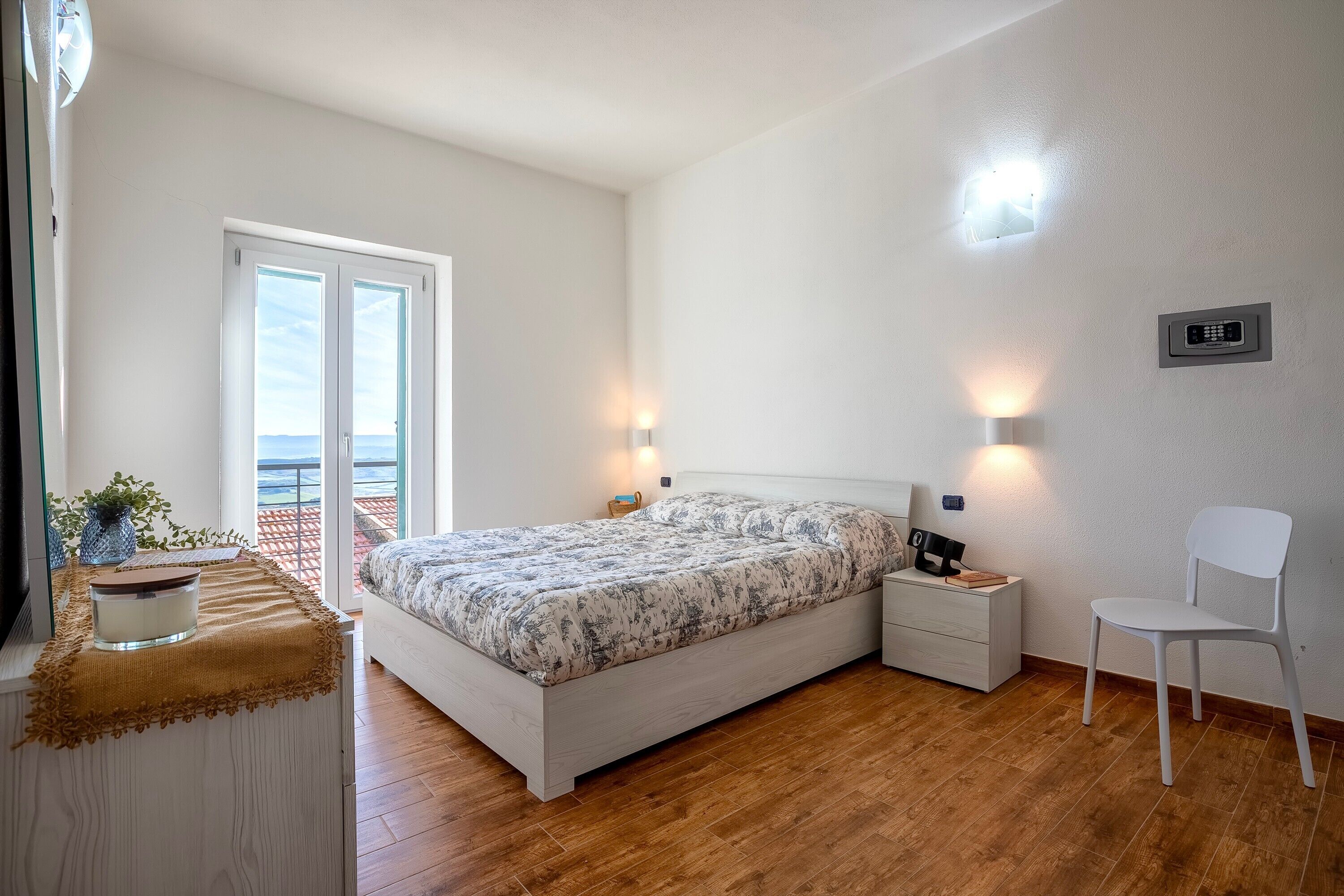 2 dormitorios, tabla de planchar con plancha, wifi y ropa de cama