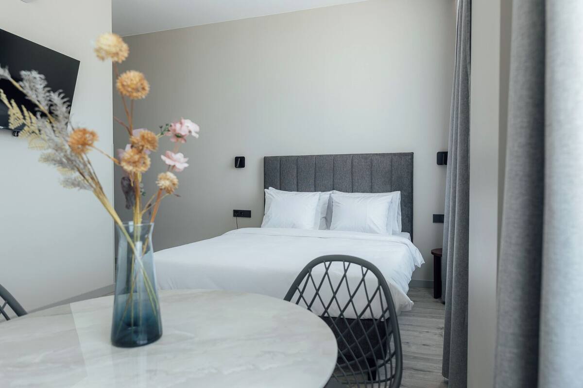 In-room safe, soundproofing, iron/ironing board (on request)