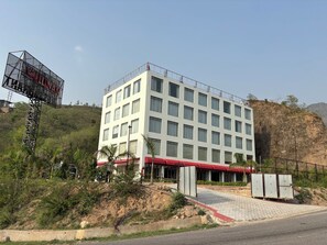 Exterior - Cullinan Hotel & Restaurant (Bilaspur)